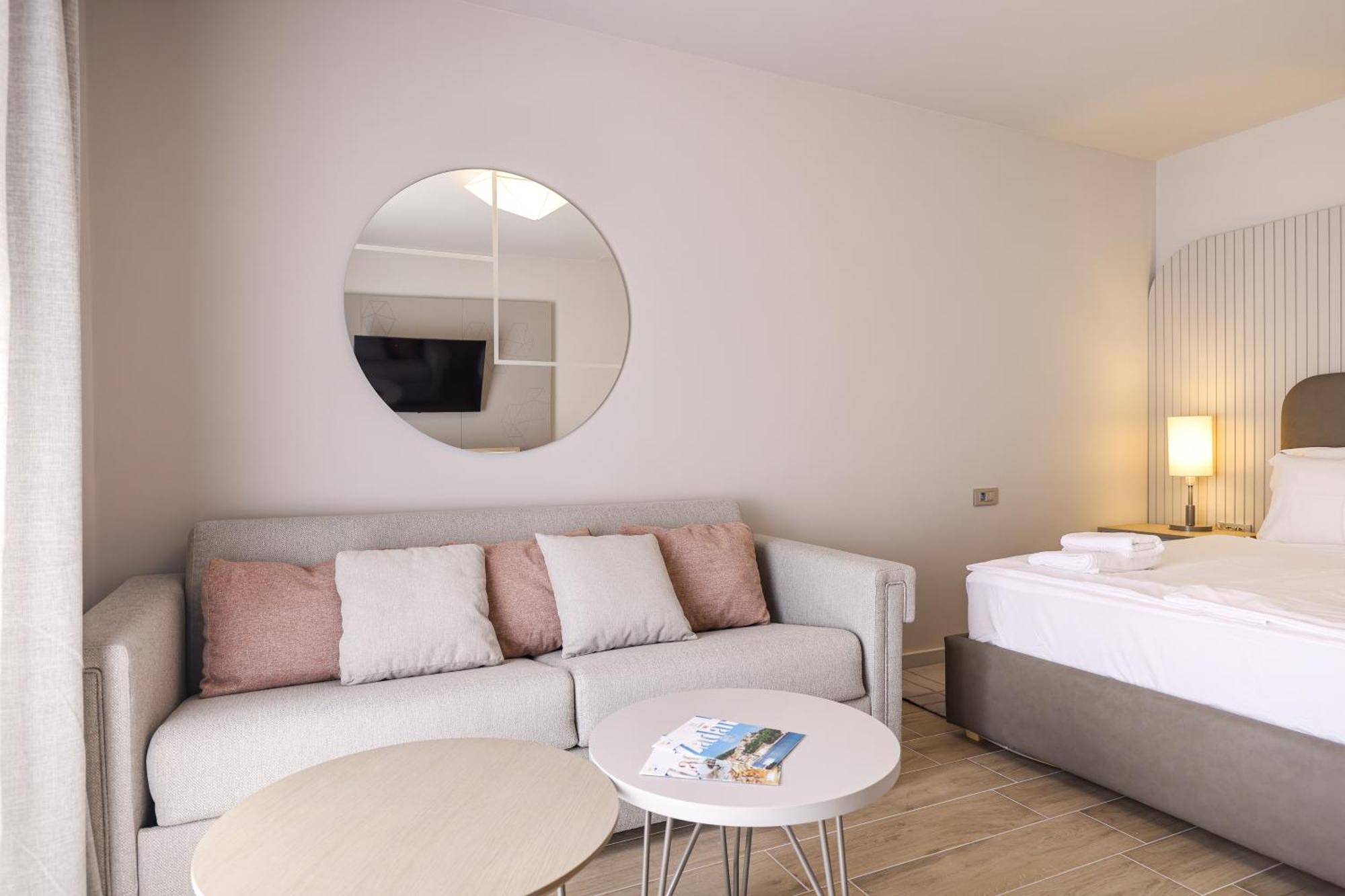 Arsenal Lofts Apartment Zadar Bilik gambar